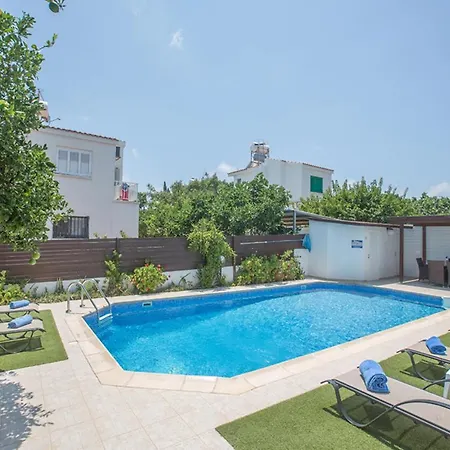 Willa The Complete Guide To Renting Your Exclusive Holiday In With Private Pool And Close To The Beach 1691 Protaras