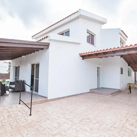 The Complete Guide To Renting Your Exclusive Holiday In With Private Pool And Close To The Beach 1691 Villa Protaras